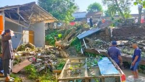 Desa Nagrak Cianjur Diterjang Banjir Bandang, Belasan Rumah dan Sawah Terendam
