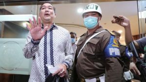 Soal Minyak Goreng, Mantan Mendag Lutfi Diperiksa Jampidsus 12 Jam