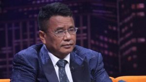 Hotman Paris Siap jadi Pengacara Karyawan Alfamart, Ibu-ibu Pengutil Cokelat Siap-siap Saja