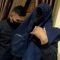 Oknum polisi AKP ZA (menutup wajah dengan jaket) yang