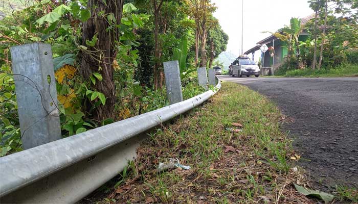 Pengaman Jalan Cisolok Sukabumi