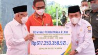 Wapres Serahkan Manfaat dan Beasiswa BPJAMSOSTEK Bagi Pekerja di Jambi