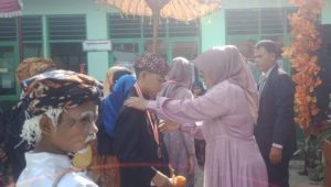 SDN Kebon Kawung Sukabumi Luluskan 18 Siswa
