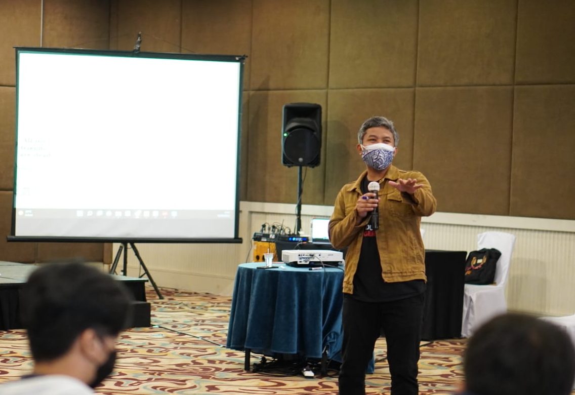 Ketua AJI Bandung Tri Joko Her Riadi