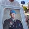 Ayah Brigadir J memperlihatkan foto