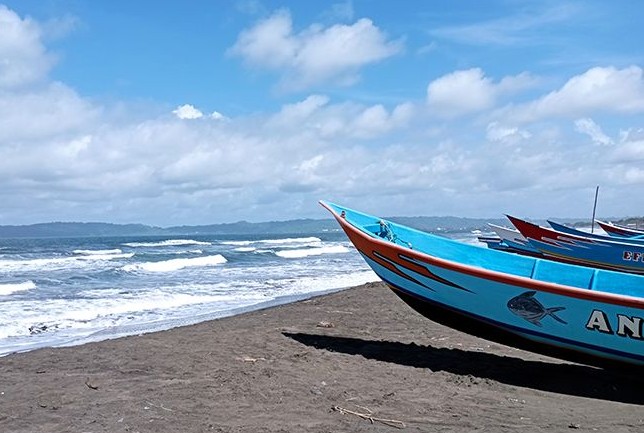 perahu nelayan