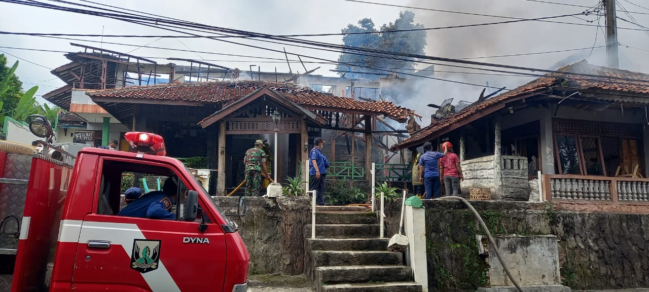 Hotel Sukabumi Terbakar