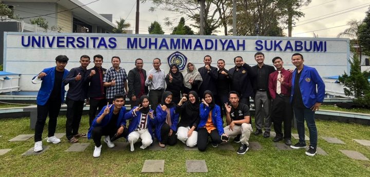 KEREN: Foto bersama mahasiswa Prodi Pendidikan Jasmani Kesehatan dan Rekreasi Fakultas Keguruan dan Ilmu Pendidikan, Universitas Muhammadiyah Sukabumi.