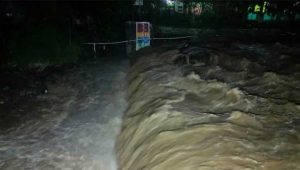 Puncak Bogor Diguyur Hujan Deras, Tinggi Bendung Cibalok Meningkat