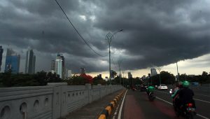 Termasuk Jawa Barat, BMKG Keluarkan Peringatan Hujan Lebat di Sejumlah Wilayah