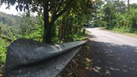 Kondisi Pembatas jalan di jalan Cikeong, Desa Citepus,