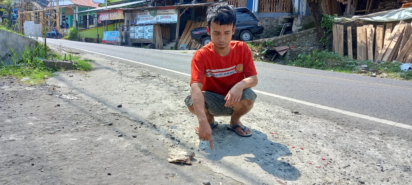 Lokasi pembacokan dipinggir Jalan nasional Bagbagan - Palabuhanratu, Kabupaten Sukabumi.
