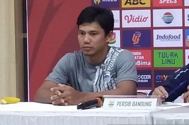 Bek Persib Bandung Ahmad Jufrianto.