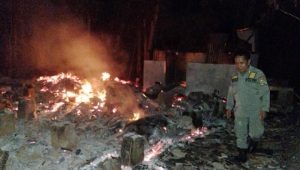 Dua Rumah di Tanggeung Cianjur Membara Saat Malam Takbiran
