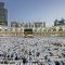 Umat Islami dari berbagai negara melaksanakan salat di Masjidilharam pada Agustus 2019.
