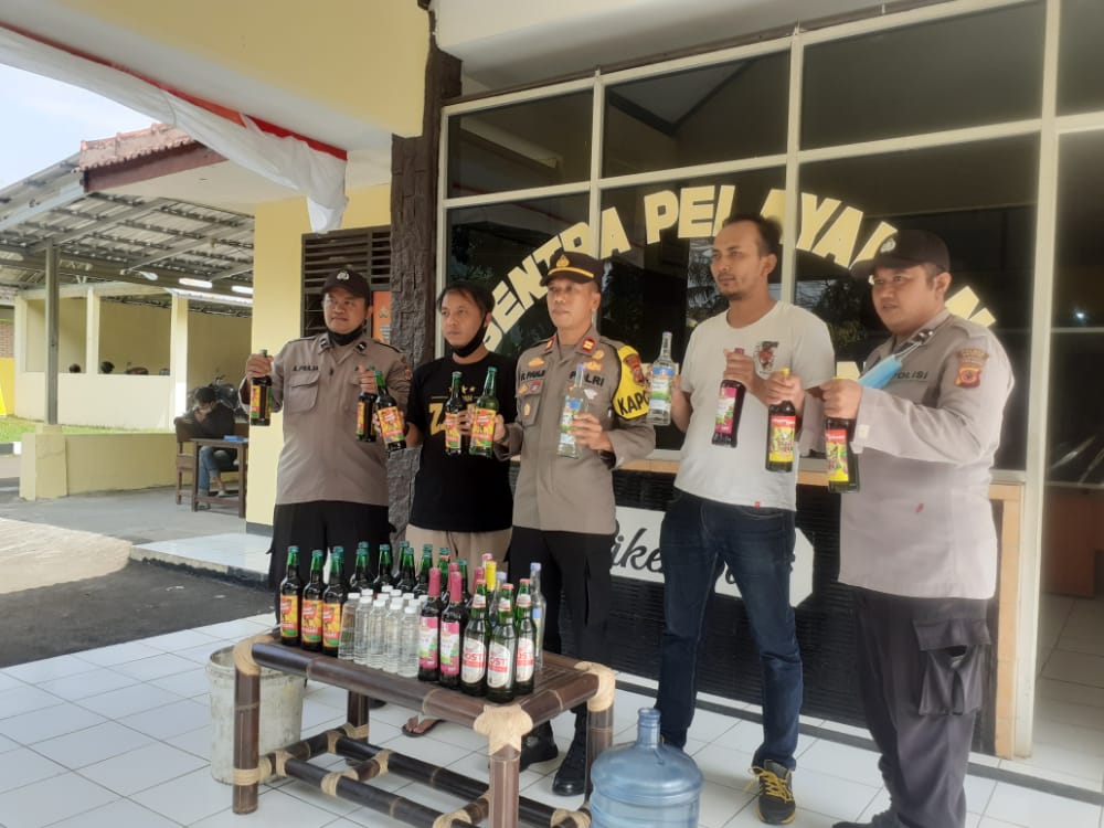 Kapolsek Cikembar, Polres Sukabumi, IPTU Ratno Panji Setiaji