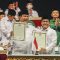 Prabowo Subianto bersama Muhaimin Iskandar saat deklarasi koalisi bersama pada rapimnas Partai Gerindra di SICC,
