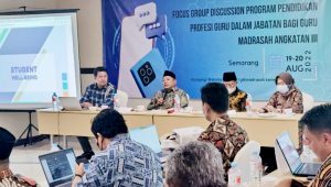 Pendidikan Profesi Guru Tingkatkan Article Writing Competency Guru