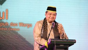 Haul Pondok Buntet, Menko Airlangga Minta Doa Agar Mampu Jaga Tren Positif Perekonomian