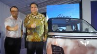 Menko Airlangga Dukung Produksi Kendaraan Bermotor Listrik Berbasis Baterai
