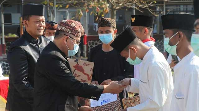 Wakil Bupati Sukabumi H. Iyos Somantri