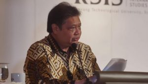 Menko Airlangga Isi Kuliah Umum di Singapura, Paparkan Keberhasilan Indonesia Tangani Covid-19 dan Ekonomi