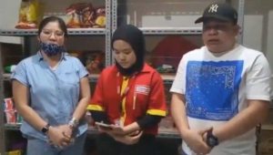 Viral Pencuri Cokelat Ancam Pegawai Alfamart Pakai UU ITE, Padahal Gunakan Mobil Mewah