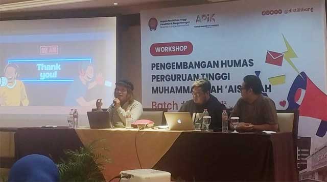 Workshop Media Sosial