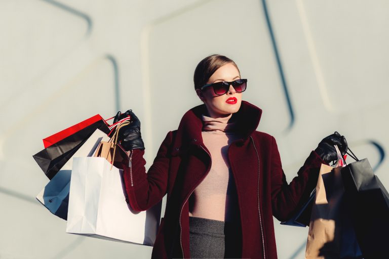 Ilustrasi boros belanja saat baru gajian