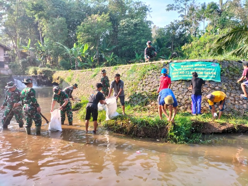 tni bersih sungai