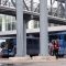 Aktifitas masyarakat di salah satu terminal