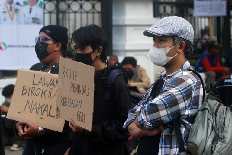 Ketua AJI Bandung Tri Joko Her Riadi 