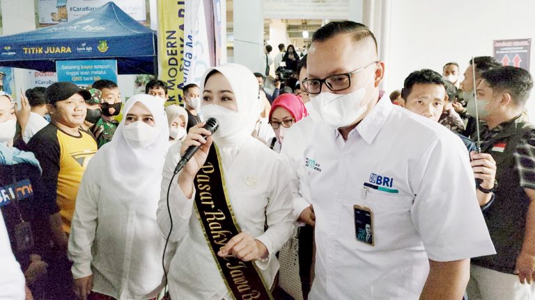 BRI Sukabumi Bersama 'Si Cinta' Ridwan Kamil BRImo-kan Jabar