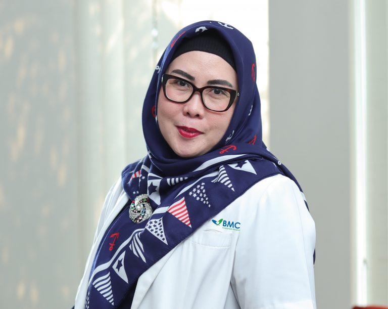 dr Lydia Agustina