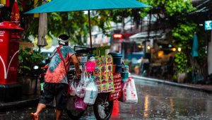 Musim Hujan Datang Lebih Awal, BMKG Beri Penjelasan Begini