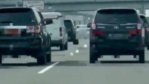 Viral Mobil Plat Merah Todongkan Pistol ke Pengendara Avanza di Tol Jagorawi