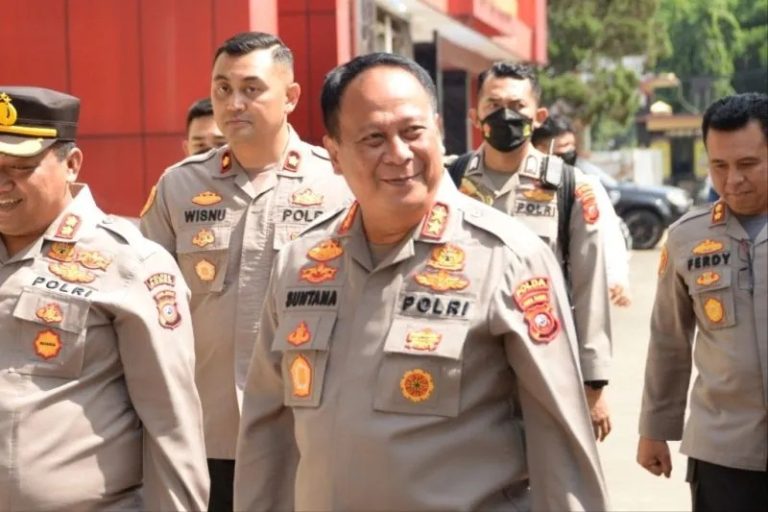 Kapolda Jawa Barat Irjen Pol Suntana