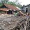 Suasana bangunan rumah Kakek Ujun di Kampung Ciseupan, RT 03/RW 09, Desa Wangunreja, Kecamatan Nyalindung