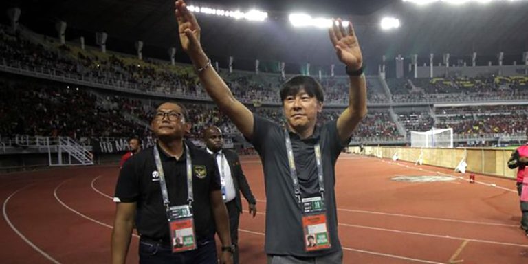 Pelatih Tim U-19 Indonesia, Shin Tae-