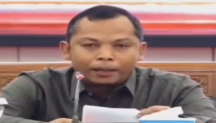 Ketua DPRD Kabupaten Lumajang,