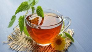 Minum Obat Pakai Teh Sebaiknya Hindari, Ini Risikonya