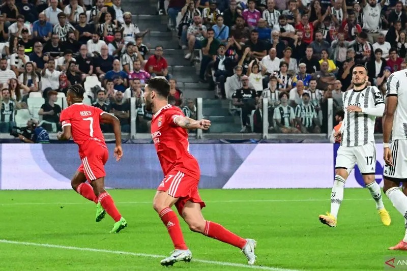 Selebrasi David Neres (kiri) usai mencetak gol ke gawang Juventus