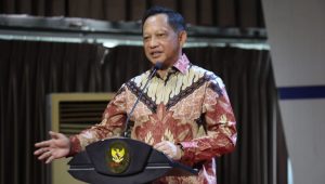 Soal Gempa Cianjur, Mendagri Akhirnya Terbitkan SE Agar Kepala Daerah Bantu Penyintas Gempa