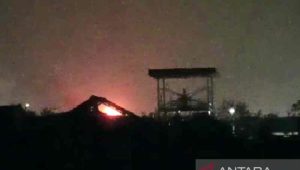 Tangki Pertamina di Balongan Terbakar