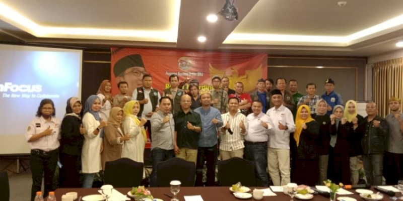 Relawan Gerakan Nasional Indonesia Juara