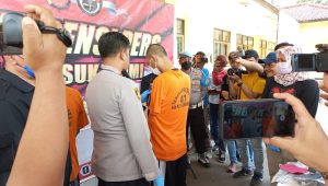 Dua Pelaku Penusukan Perangkat Desa Di Nyalindung Sukabumi Ditangkap, Satu Masih DPO