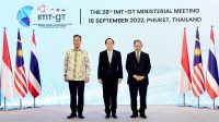 Delegasi Indonesia dipimpin oleh Menteri Perindustrian Agus