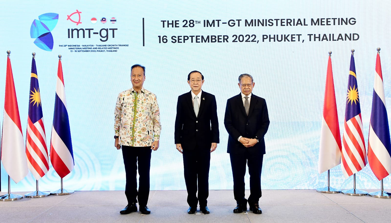 Delegasi Indonesia dipimpin oleh Menteri Perindustrian Agus