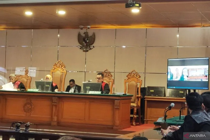 Sidang putusan Ade Yasin