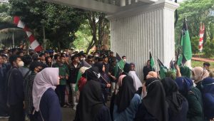 Kantor DPRD Kabupaten Sukabumi Kembali Didemo Penolakan BBM Naik